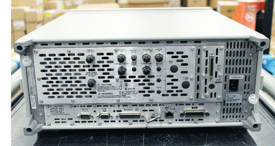 kaufen Keysight Agilent E4448A PSA RF Spektrumanalysator 3 Hz bis 50 GHz Rackmontage Gebraucht Online-Herstellung