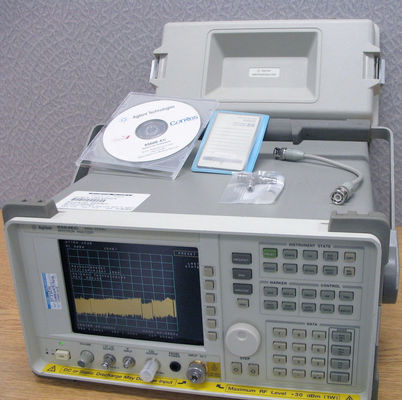 kaufen Keysight Agilent 8564EC Tragbarer Spektrumanalysator 9 kHz bis 40 GHz Gebraucht Online-Herstellung