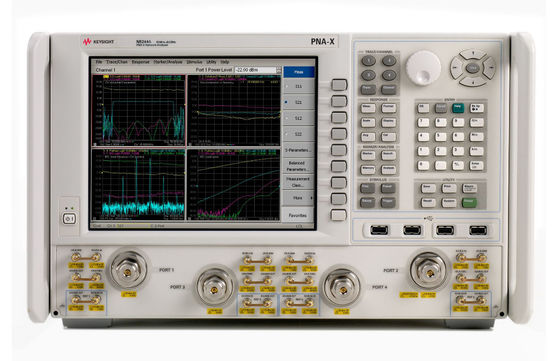 kaufen Keysight Agilent N5244A PNA-X Mikrowellen-Netzwerkanalysator mit Frequenzbereich von 10 MHz - 43,5 GHz und einem Dynamikbereich von >110 dB Online-Herstellung