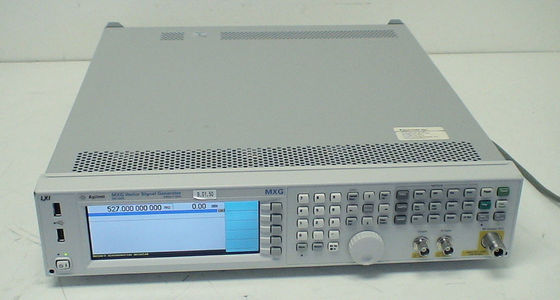 kaufen N5182B MXG X-Serie Vektor-HF-Signalgenerator mit 9 kHz bis 6 GHz Frequenzbereich und +27 dBm Ausgangsleistung Online-Herstellung