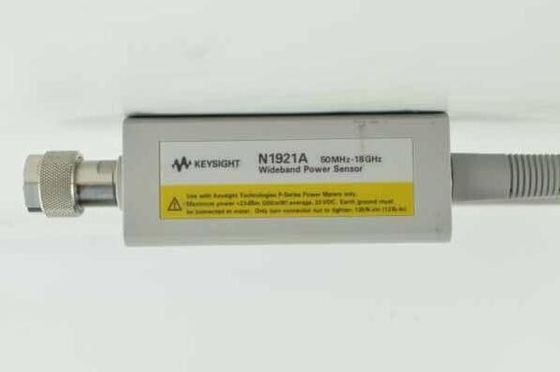 kaufen Gebrauchtes Agilent N1921A Breitband-Leistungssensor der P-Serie 50 MHz bis 18 GHz mit -35 dBm bis +20 dBm Reichweite und Plug-In-Formfaktor Online-Herstellung