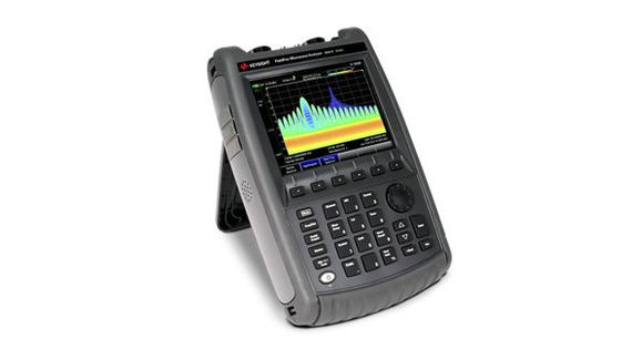 kaufen N9951B FieldFox Handheld Mikrowellen-Analysator 44 GHz mit 120 MHz Echtzeitbandbreite und Leichtbau Online-Herstellung