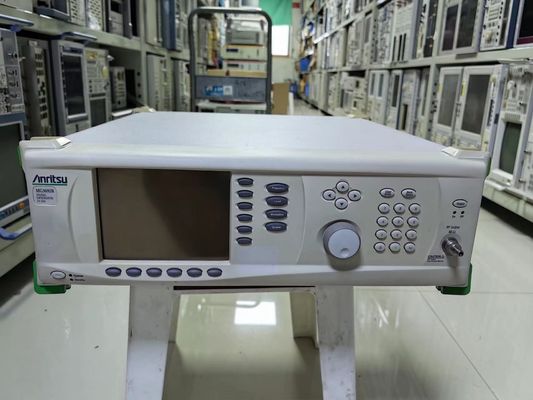 kaufen Vorgefertigter 20 GHz Anritsu MG3692B Mikrowellensignalgenerator mit Phasenimpulsmodulation Online-Herstellung