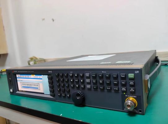 kaufen Keysight N5183B MXG X-Serie Mikrowellensignalgenerator 9 kHz bis 40 GHz mit +19 dBm Ausgangsleistung und 600 μs Schaltgeschwindigkeit Online-Herstellung