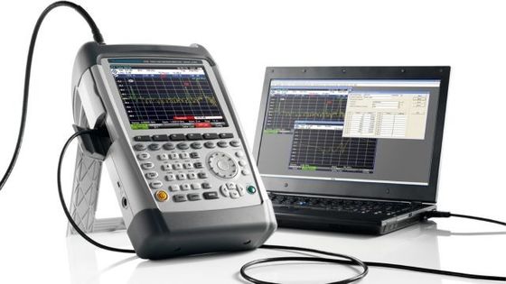 kaufen Rohde & Schwarz ZVH4 portabler Kabelanalysator mit 100 kHz bis 3,6 GHz Frequenzbereich, robustem spritzwassergeschütztem Gehäuse und integrierter Gleichspannungsversorgung Online-Herstellung