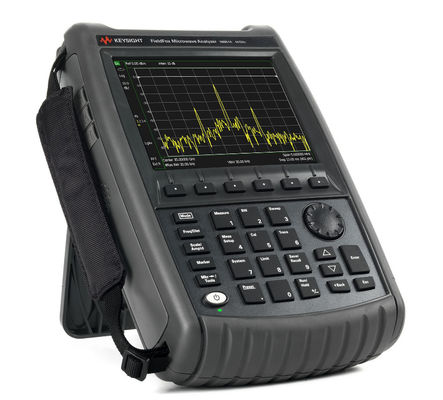 kaufen Keysight N9951A FieldFox Handheld Mikrowellen-Analysator mit 44 GHz Frequenz und 2 Ports für genaue Analyse Online-Herstellung