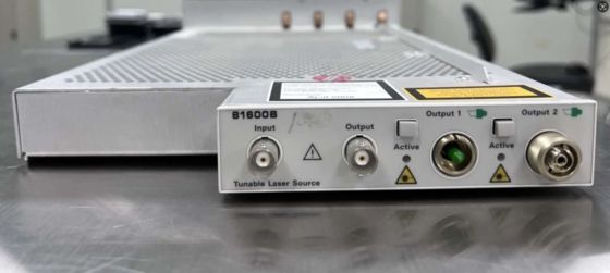 kaufen Keysight 81600B Abstimmbare Laserquellenmodul mit 1260nm-1640nm Bereich, hoher optischer Ausgangsleistung und geringer spontaner Emission Online-Herstellung