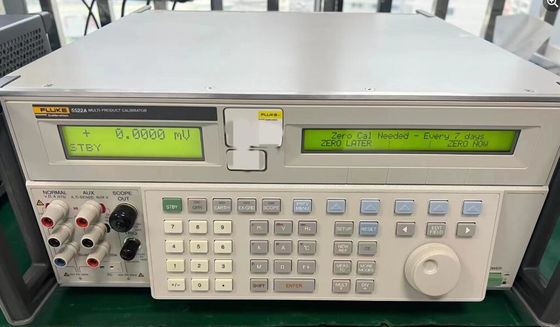 Gebrauchtes Fluke 5522A Multifunktionskalibrator mit 10 MHz Frequenz und RS-232-Schnittstelle - vollständig getestete Mehrprodukttestgeräte