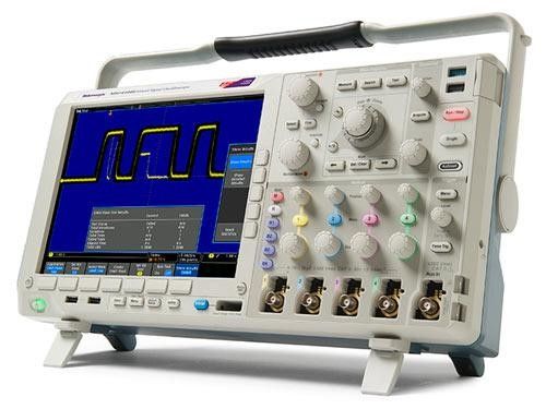 Tektronix DPO4054B Digitales Phosphor-Oszilloskop, 500 MHz, 2,5 GS/s, 20 Meter Aufzeichnungslänge, 4 Stunden
