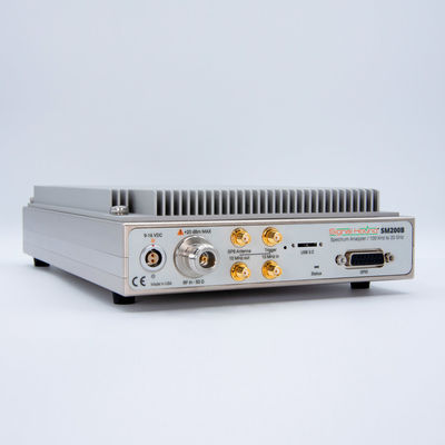 Signal Hound SM200B Echtzeit-Spektrumanalysator und Überwachungsempfänger, Signal Hound SM200B 100 kHz bis 20 GHz