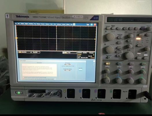 Tektronix MSO71254C Mischsignal-Oszilloskop 4 16 Kanal 12,5 GHz 50 GSs MSO70000C-Serie
