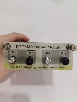 Tektronix DTGM30 Ausgangsmodul für Datenstimmgenerator unter vollen Arbeitsbedingungen getestet