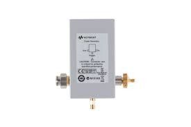 Keysight U9391F Kammgenerator, 10 MHz bis 50 GHz Klein und leicht