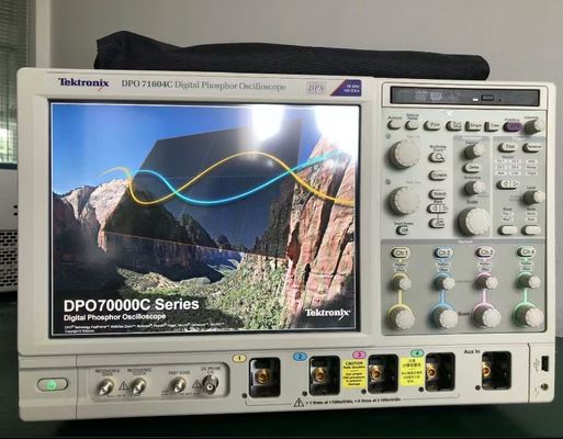 Geprüftes digitales Oszilloskop von Tektronix DPO71604C DSA71604C 16 GHz 100 GS/s mit 4 Kanälen