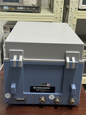 Rohde und Schwarz CMW-Z10 Universal RF Shield Box Gebrauchtes Oberöffnungszubehör
