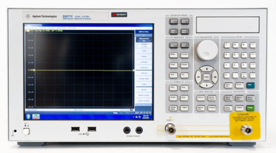 Keysight E5071C ENA-Reihe RF-Vektornetzwerk-Analysator mit Frequenzbereich von 9 kHz bis 8,5 GHz und dynamischem Bereich von 123 dB für hochpräzise S-Parametermessungen